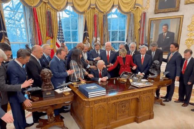 oval-office-prayer